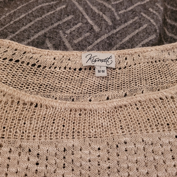 3/$25 Kismet open stitch sweater with half sleeves, size M - Picture 3 of 4